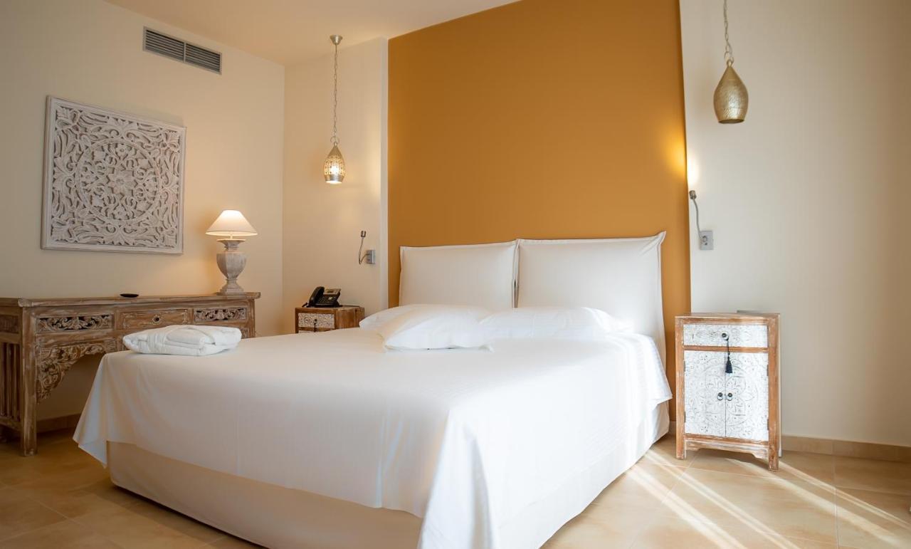 Elysian Luxury Hotel And Spa Kalamata Exterior foto